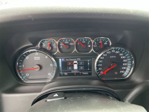 Used 2020 Chevrolet Suburban LS image 15