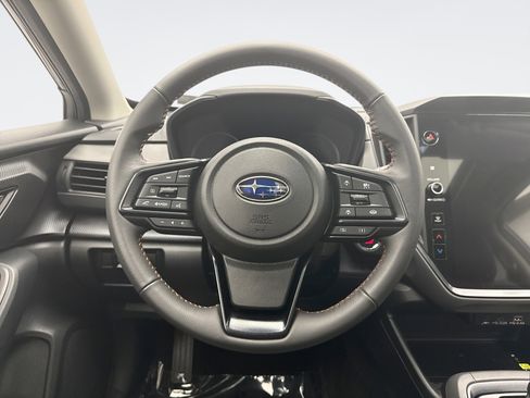 Used 2025 Subaru Crosstrek 2.5i Limited AWD/4WD image 12