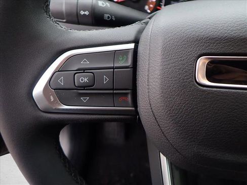 New 2026 Jeep Compass Latitude image 15