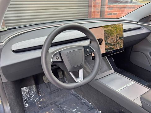 Used 2024 Tesla Model 3 image 14