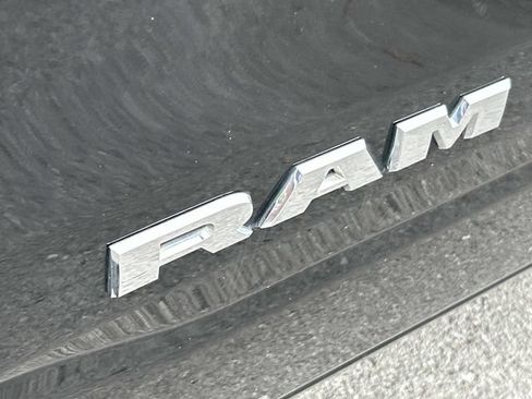Used 2020 RAM 1500 Big Horn AWD/4WD image 11