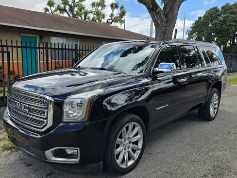 Used 2018 GMC Yukon XL SLT image 5