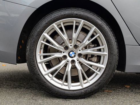 Used 2023 BMW 330i xDrive Sedan w/ Driving Assistance Package AWD/4WD image 13