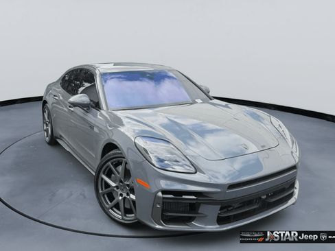 Used 2025 Porsche Panamera Turbo AWD/4WD image 3