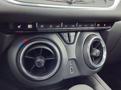 Used 2024 Chevrolet Blazer LT w/ Convenience Package image 12