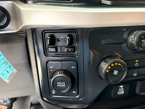 Used 2023 Ford F250 XL image 23