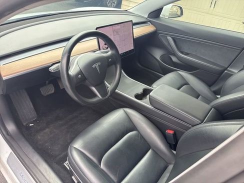 Used 2018 Tesla Model 3 Long Range AWD/4WD image 11