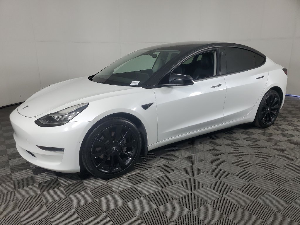 Used 2019 Tesla Model 3 Standard Range Plus RWD image 8