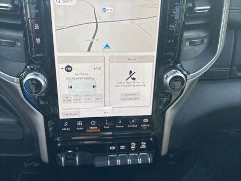 Used 2024 RAM 2500 Laramie image 9