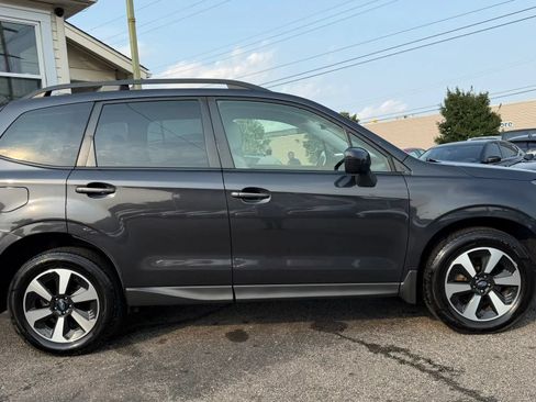 Used 2018 Subaru Forester 2.5i Premium AWD/4WD image 6