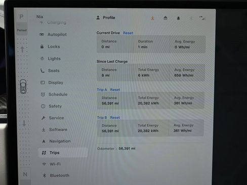 Used 2022 Tesla Model X Plaid image 31
