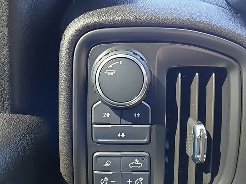 Used 2024 Chevrolet Silverado 2500 Custom w/ Custom Value Package AWD/4WD image 23