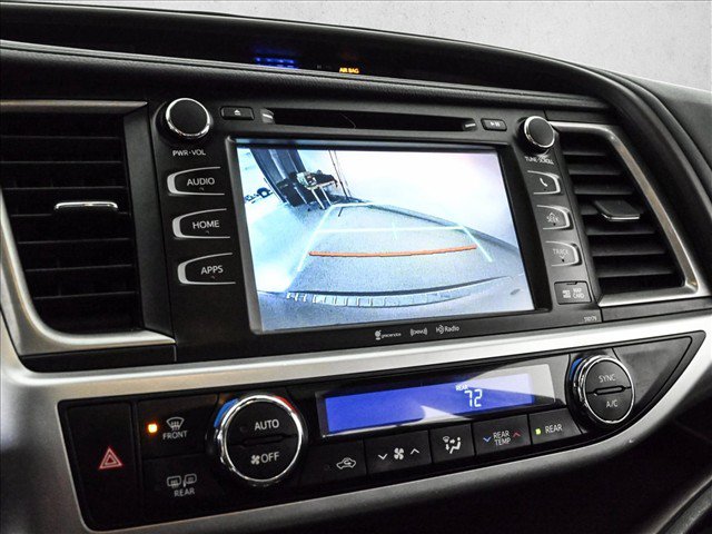 Used 2017 Toyota Highlander XLE w/ Protection Package #3 AWD/4WD image 14