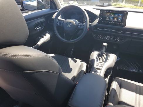 Certified 2025 Honda HR-V EX-L image 9