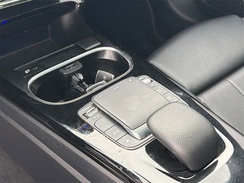 Used 2021 Mercedes-Benz CLA 250 image 30