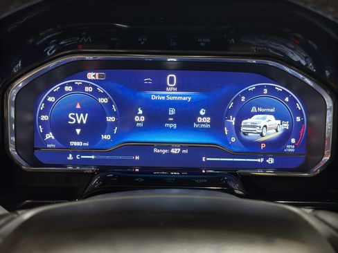 Used 2025 Chevrolet Silverado 1500 RST w/ Convenience Package II AWD/4WD image 29