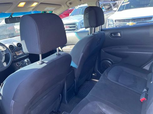 Used 2015 Nissan Rogue S w/ Convenience Package image 11