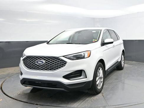 Used 2024 Ford Edge SEL AWD/4WD image 5