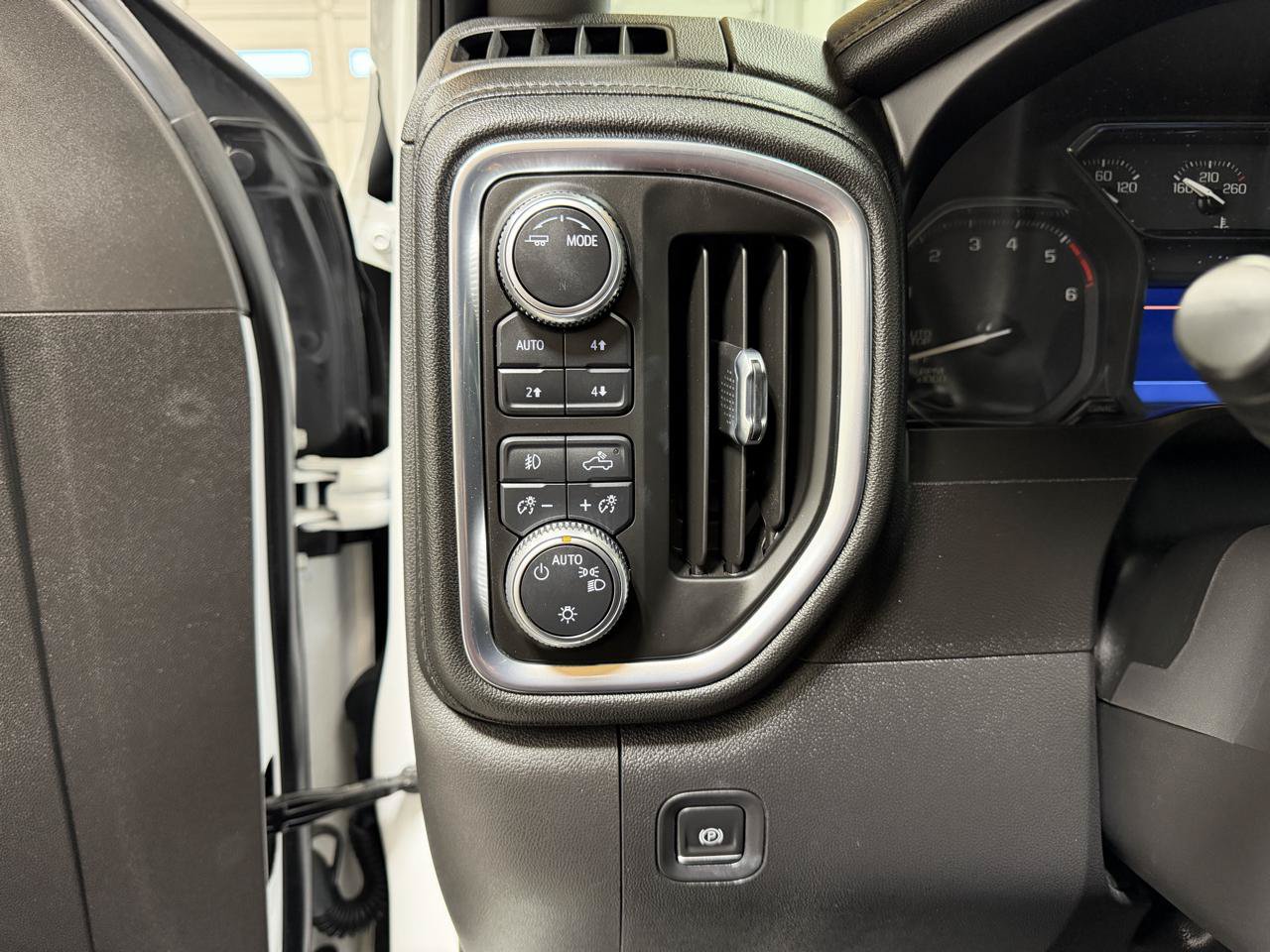 Used 2021 GMC Sierra 1500 Elevation w/ Preferred Package AWD/4WD image 20