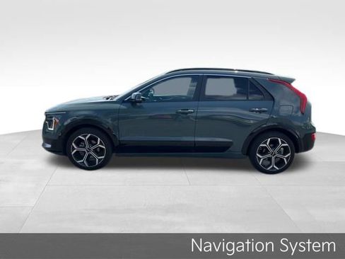 Certified 2024 Kia Niro EX Touring image 5