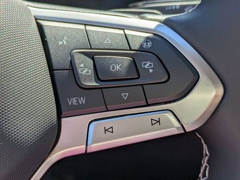New 2026 Volkswagen Atlas SE FWD image 28