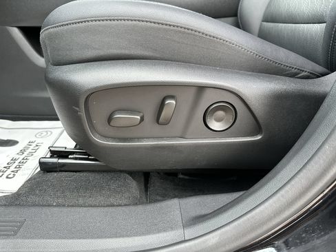 Used 2026 Chevrolet Equinox LT w/ Convenience Package II AWD/4WD image 14