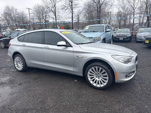 Used 2011 BMW 535i xDrive image 3
