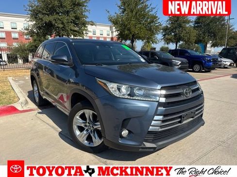 Used 2018 Toyota Highlander Limited FWD image 1