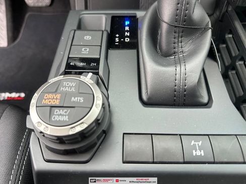 New 2026 Toyota Tacoma TRD Off-Road AWD/4WD image 17