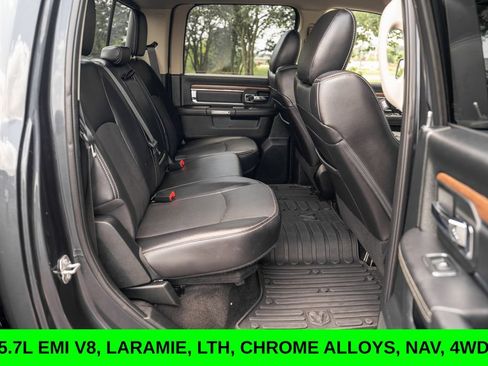 Used 2017 RAM 1500 Laramie w/ Convenience Group AWD/4WD image 24