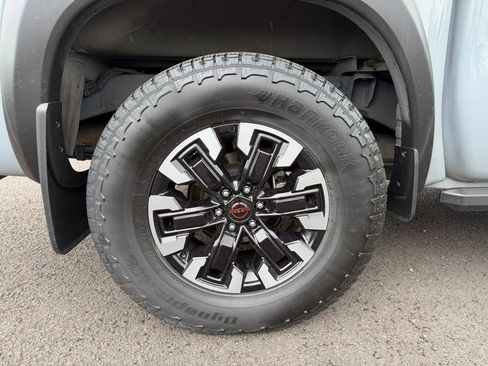 Used 2024 Nissan Frontier PRO-4X w/ Pro Convenience Package AWD/4WD image 9