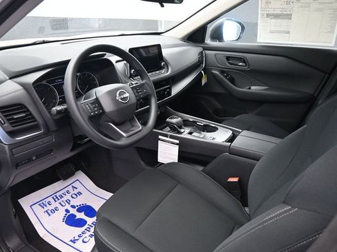 New 2026 Nissan Rogue S image 27