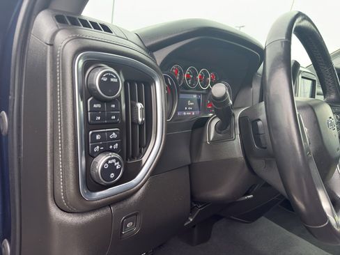 Used 2021 Chevrolet Silverado 1500 RST w/ Z71 Off-Road Package image 16