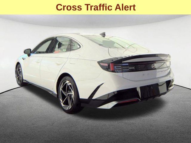 Used 2026 Hyundai Sonata SEL FWD image 10
