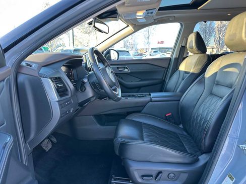 Used 2021 Nissan Rogue Platinum image 20