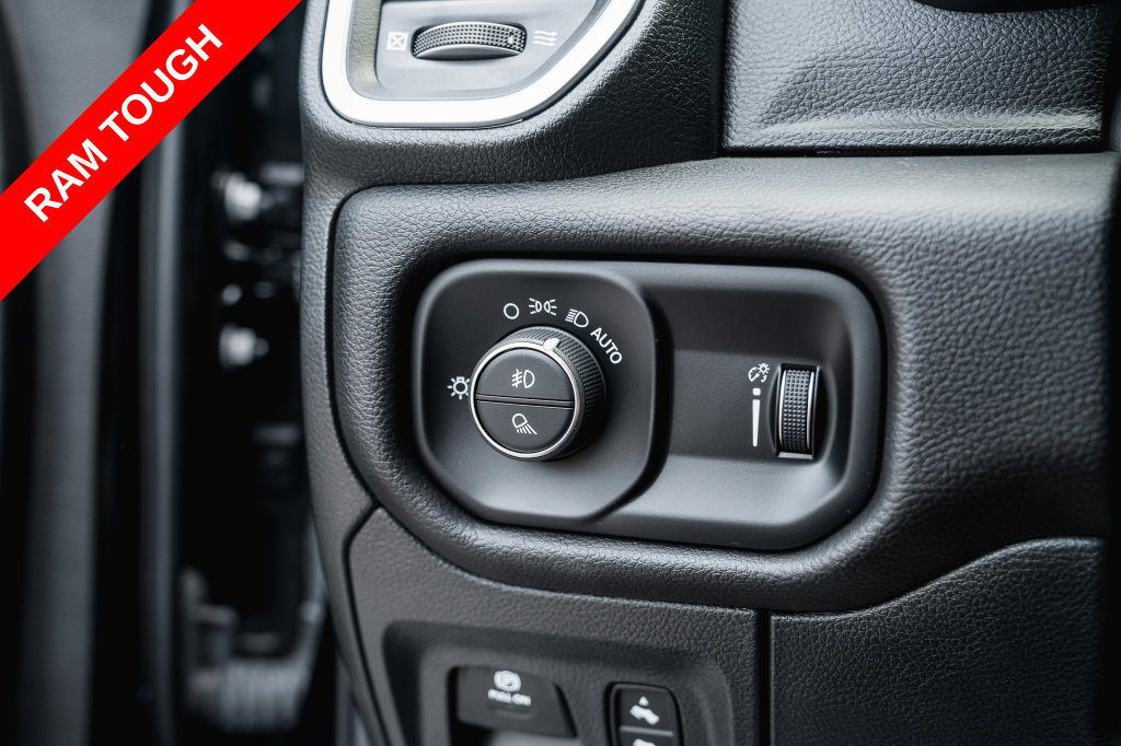 Used 2023 RAM 1500 Big Horn AWD/4WD image 14