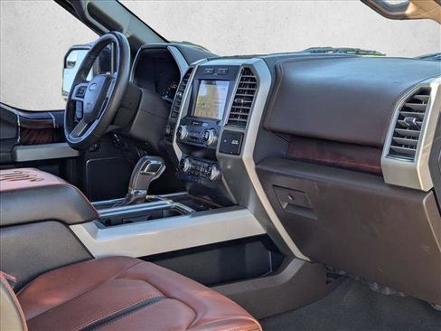 Used 2019 Ford F150 King Ranch image 22