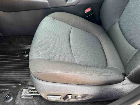 Used 2024 Toyota RAV4 XLE w/ Convenience Package FWD image 15
