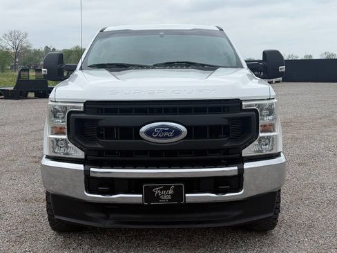 Used 2020 Ford F250 XL w/ Power Equipment Group image 2
