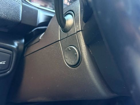 Used 2017 Lincoln MKX Select AWD/4WD image 21