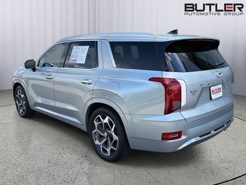 Used 2022 Hyundai Palisade Calligraphy w/ Cargo Package FWD image 4