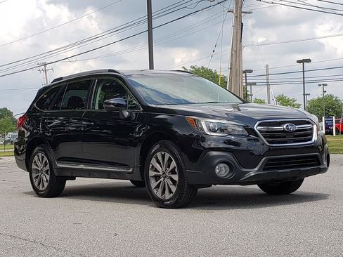 Used 2019 Subaru Outback 2.5i Touring w/ Popular Package #3A AWD/4WD image 6