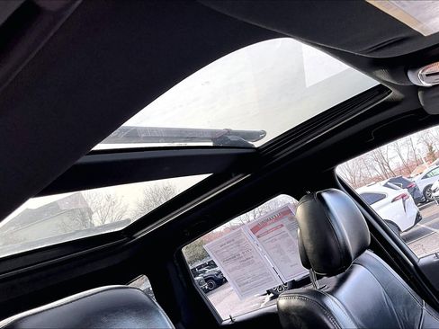 Used 2015 Jeep Grand Cherokee Limited w/ Luxury Group II image 21