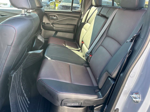 Used 2025 Honda Ridgeline Black Edition image 29