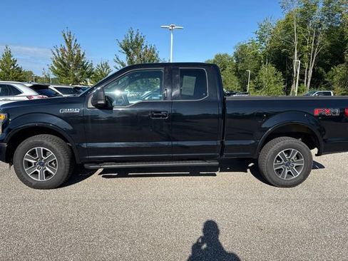Used 2016 Ford F150 XLT w/ Equipment Group 302A Luxury AWD/4WD image 4