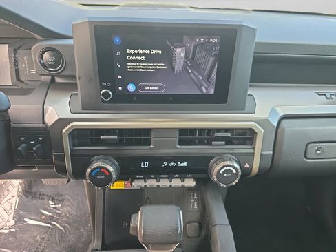 Used 2024 Toyota Tacoma SR5 w/ SR5 Upgrade Package RWD image 14