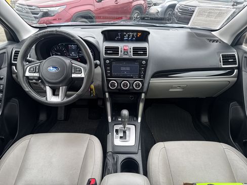 Used 2017 Subaru Forester 2.5i Limited image 10