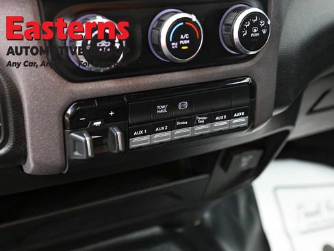 Used 2022 RAM 2500 Tradesman w/ Chrome Appearance Group AWD/4WD image 21