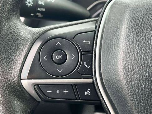 Certified 2021 Toyota Camry LE image 21