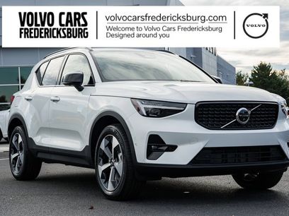 New 2026 Volvo XC40 B5 Plus w/ Protection Package Premier
